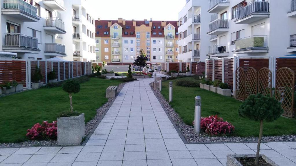Swinoujscie Platan Patio 2- Berry Apartments Экстерьер фото